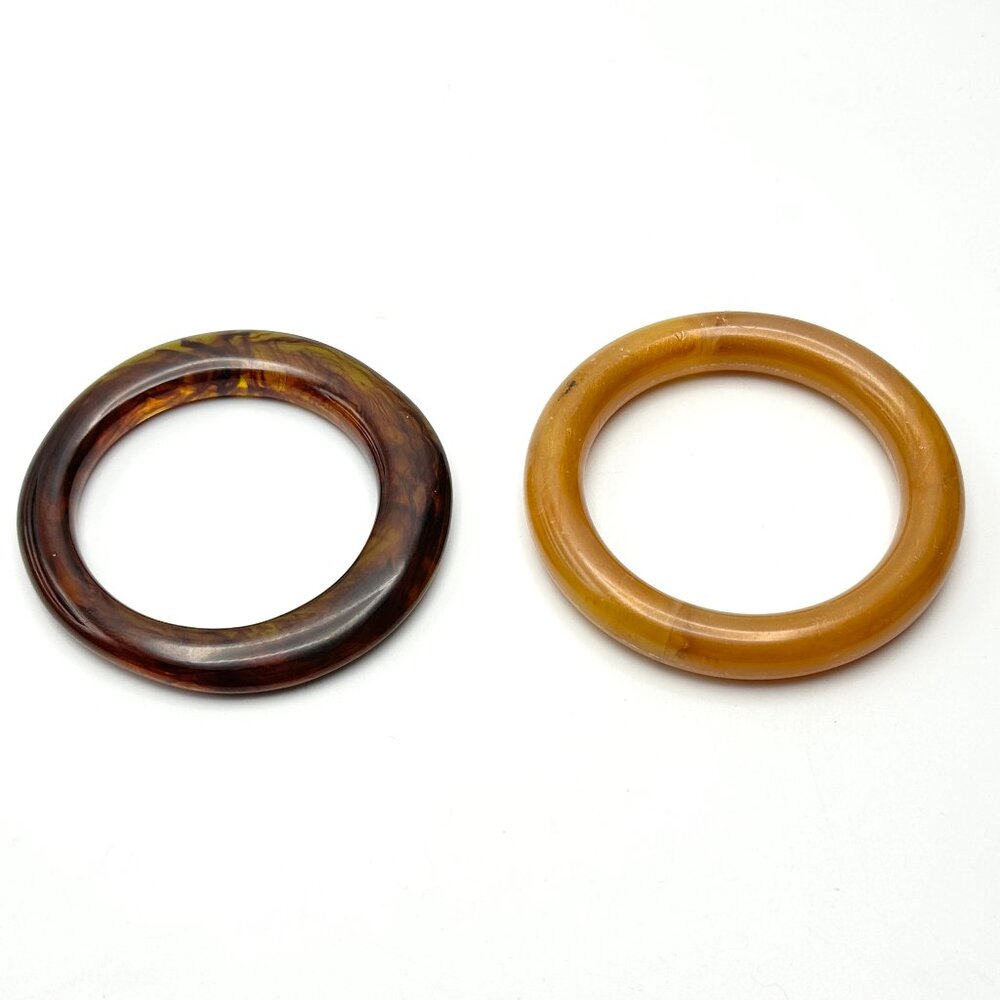 Vintage Cognac & Honey Amber Swirled Lucite Bangle Set — 1960s-70s Mod Pairing
